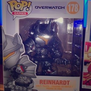 FUNKO POP OVERWATCH REINHARDT